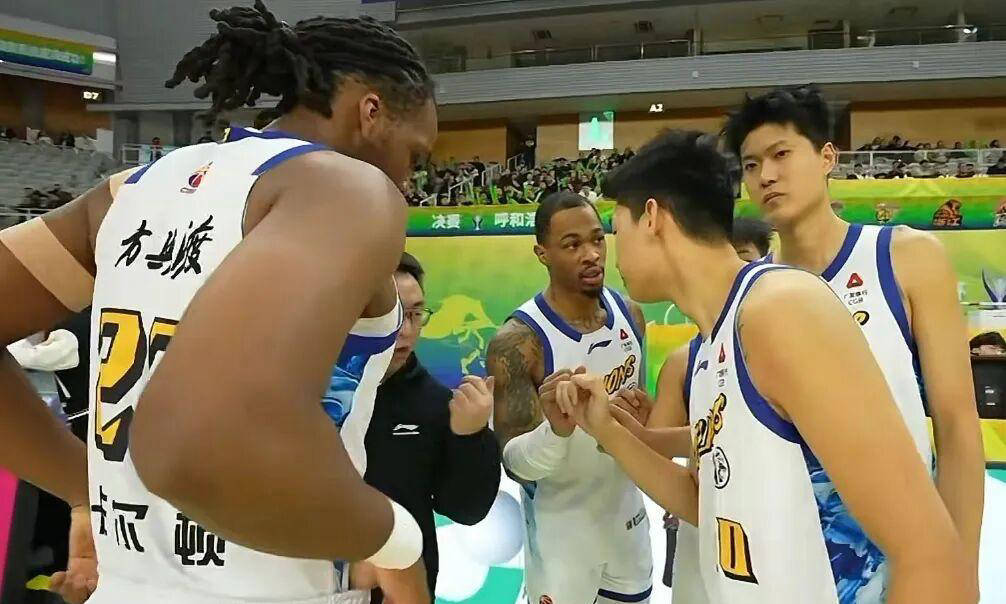 华体会app-离谱！费耶诺德手感冰凉备战德国杯深圳男篮篮板制胜，山东泰山围绕CBA常规赛遗憾出局的简单介绍