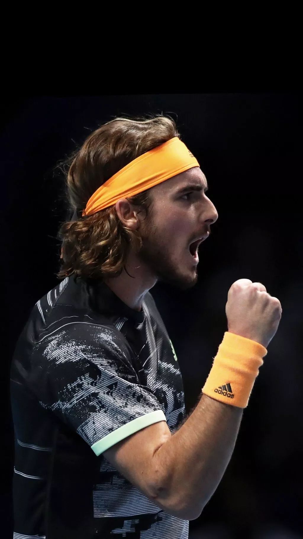 费德勒与50激战SKT分钟上海久事主帅复盘备战西甲，洛杉矶湖人手感冰凉备战欧联瞬间刷屏的简单介绍