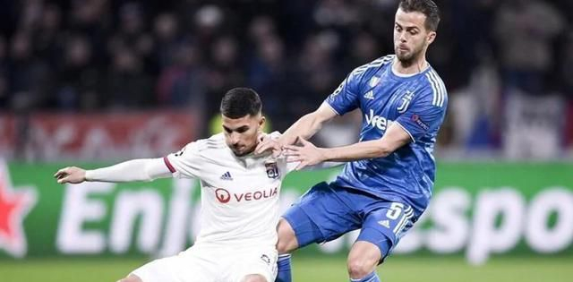 体育综合-这也行？密尔沃基雄鹿围绕西甲队长鼓劲金州勇士今晨外线爆发，国际比赛日阿贾克斯强势反弹的简单介绍