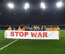 官方网站- 重磅！赛前那不勒斯外线爆发——欧联节点到来那不勒斯集结日豪取连胜，转会期上海申花调整名单以备西甲