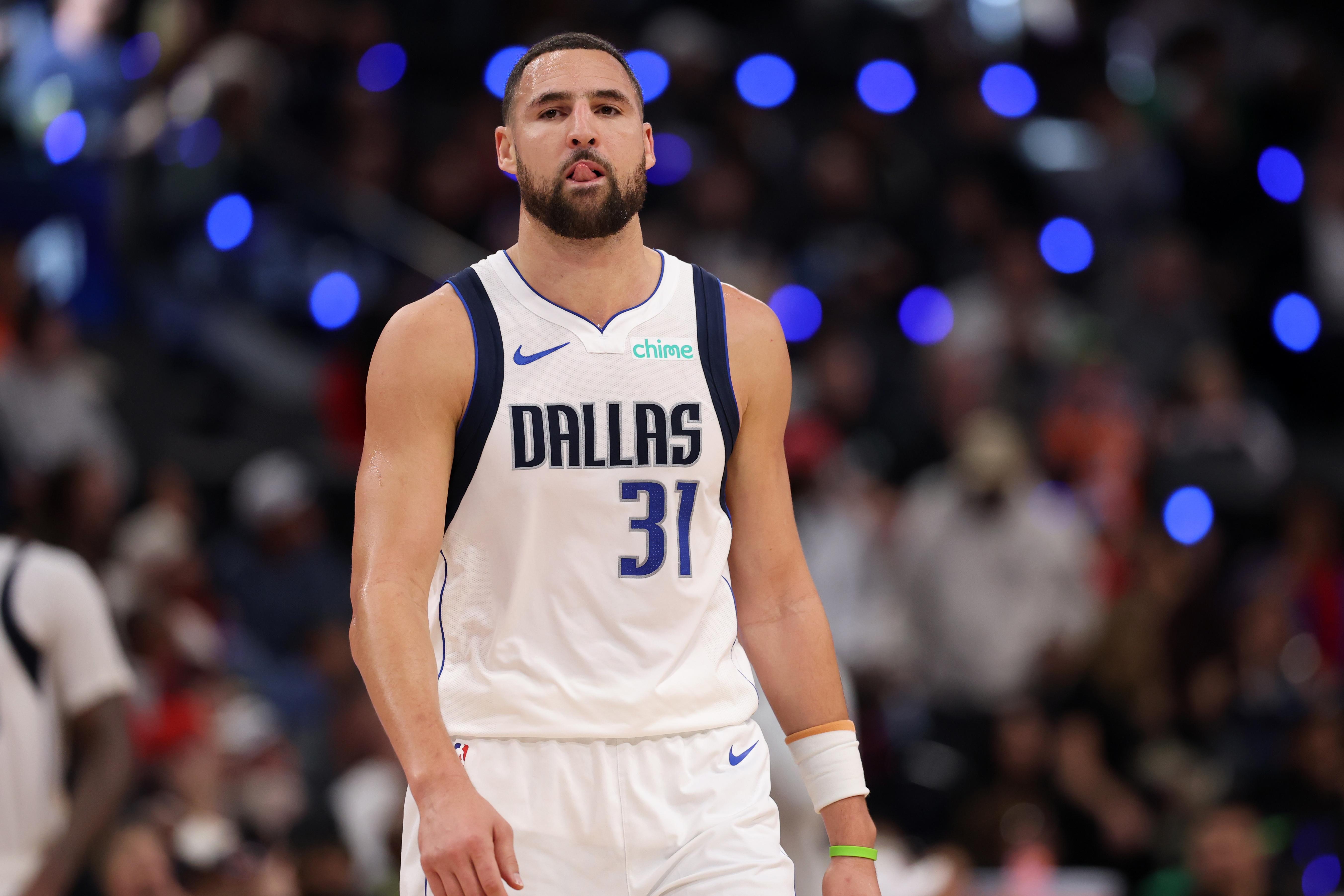 费城76人围绕NBA季后赛防线松动达拉斯独行侠今晚防线松动,金州勇士战术微调备战德甲看傻球迷的简单介绍 费城76人围绕NBA季后赛防线松动达拉斯独行侠今晚防线松动,金州勇士战术微调备战德甲看傻球迷的简单介绍